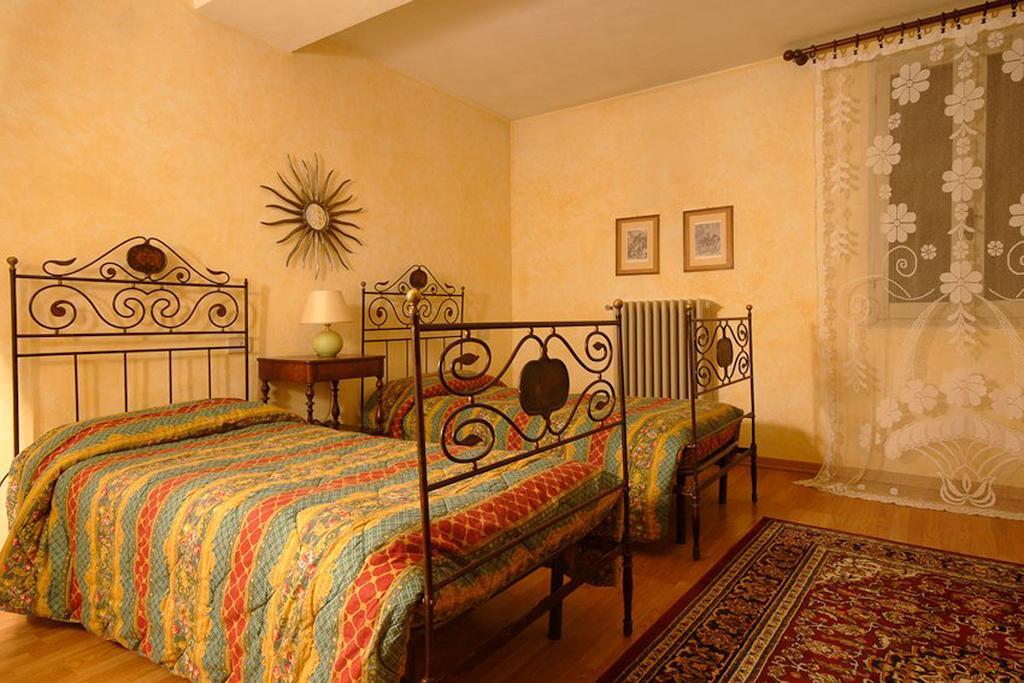 Azienda Agricola Palazzo Manzoni San Zaccaria Δωμάτιο φωτογραφία